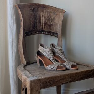 Women's Taupe Woven Leather Block Heel Sandals